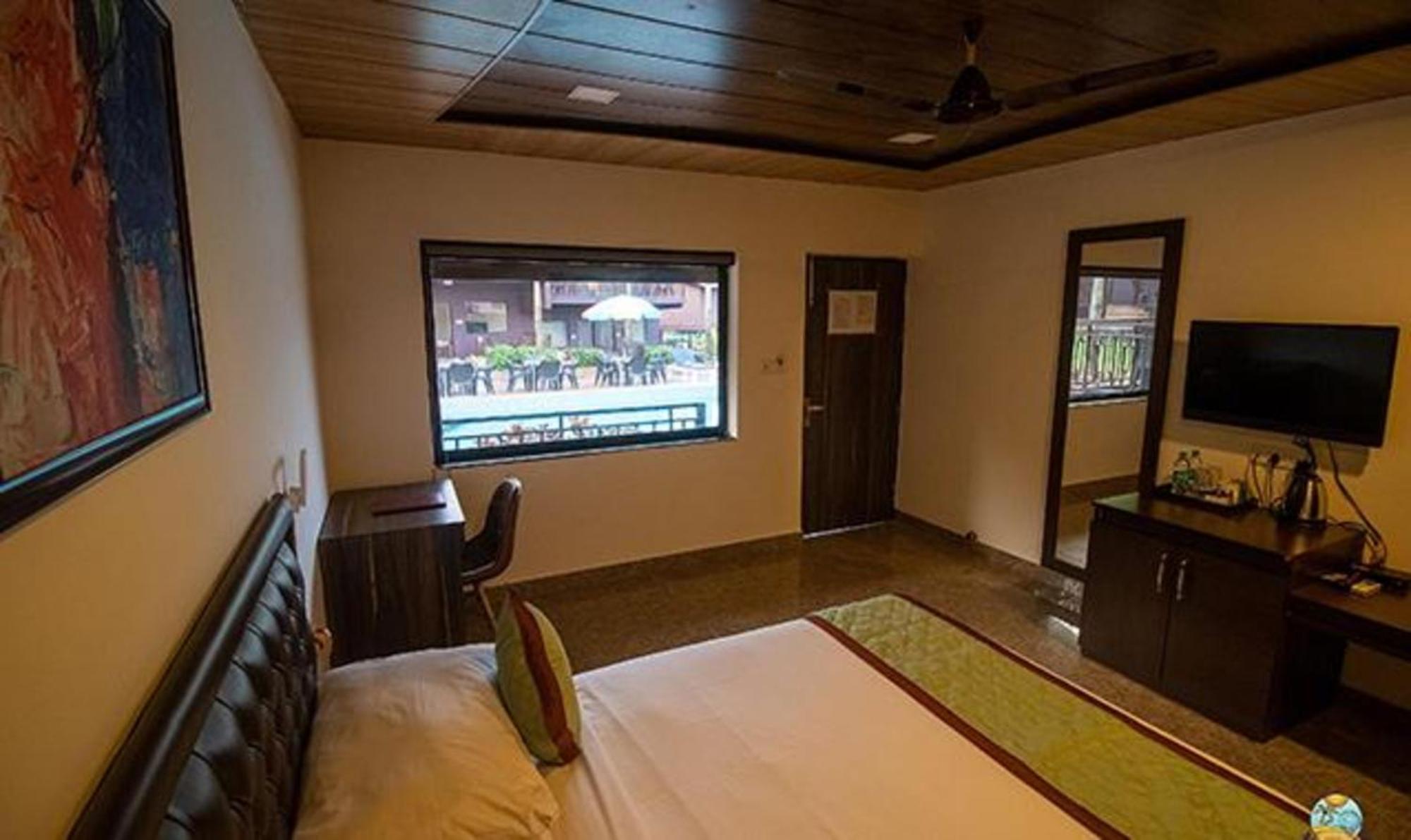 Fabhotel La Gracia Resort Morjim Exterior photo